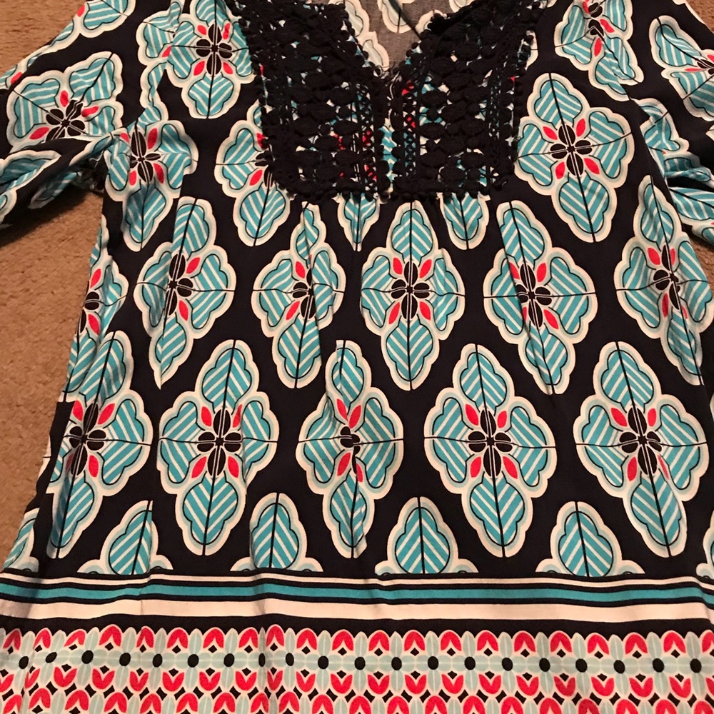 Colorful blouse - Picture 3 of 3